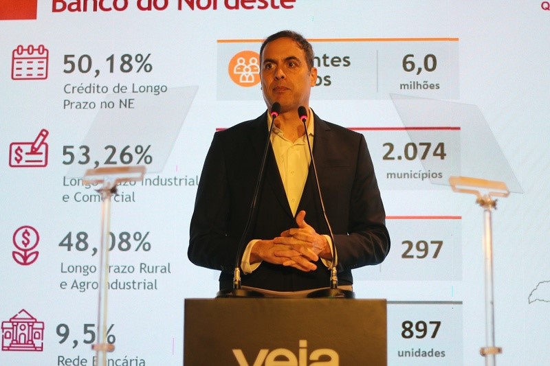 Paulo Câmara detalha distribuição dos R$ 7,8 bilhões do FNE Verde (Foto: Felipe Martins)